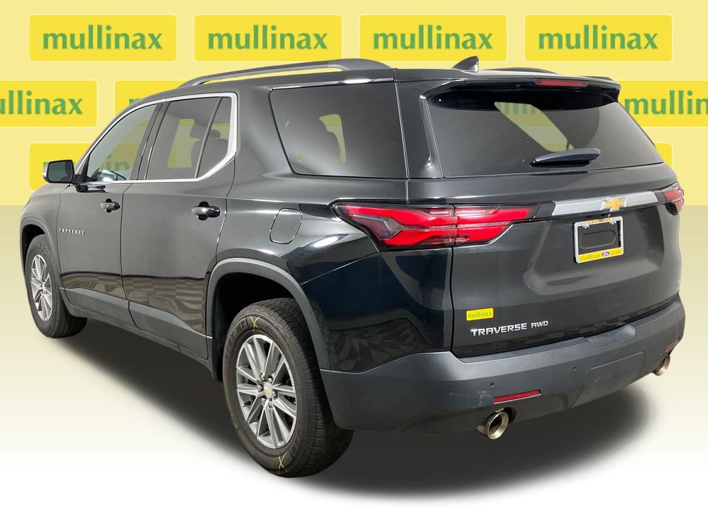 Used 2022 Chevrolet Traverse LT image 9