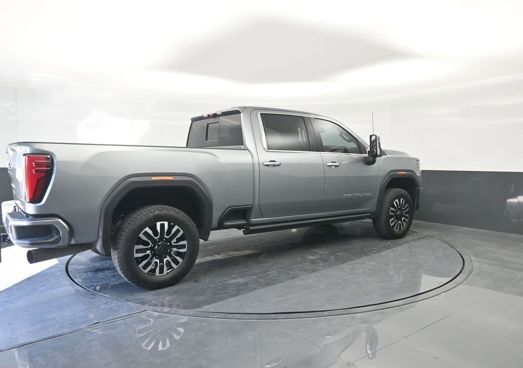 Used 2025 GMC Sierra 2500 Denali Ultimate image 7