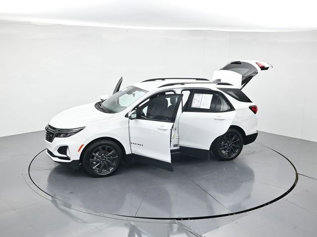 Used 2022 Chevrolet Equinox RS w/ LPO, Floor Liner Package FWD image 47