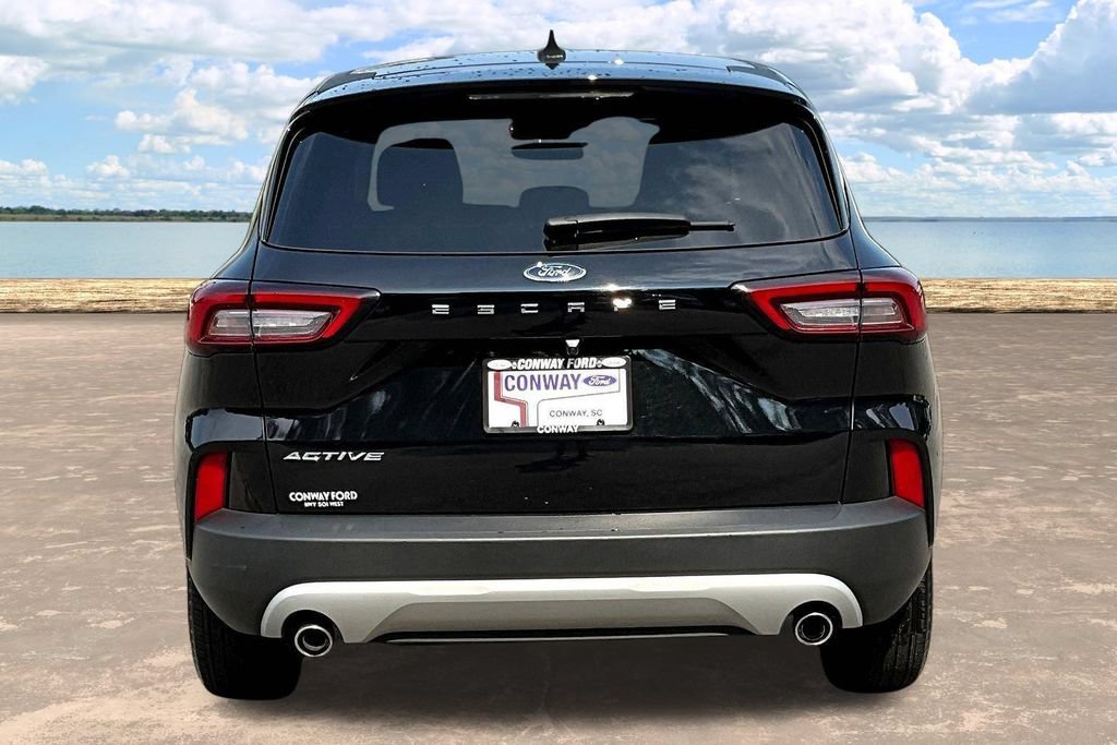 Certified 2025 Ford Escape Active FWD image 7