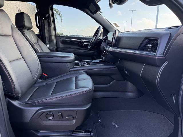 Used 2025 Chevrolet Tahoe RST RWD image 19