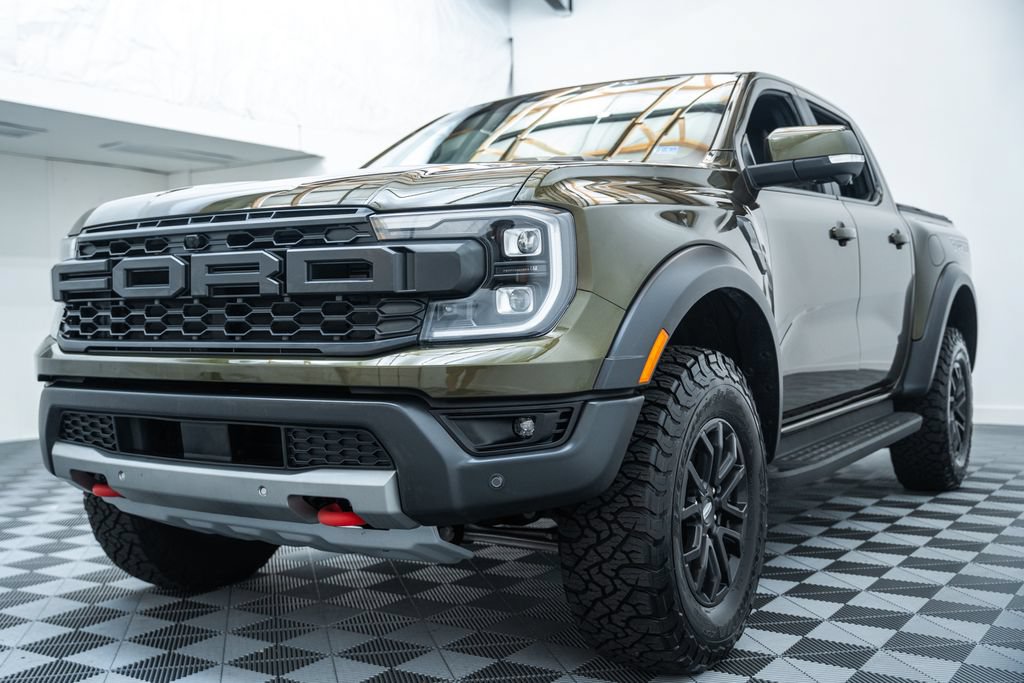 Certified 2025 Ford Ranger Raptor AWD/4WD image 3