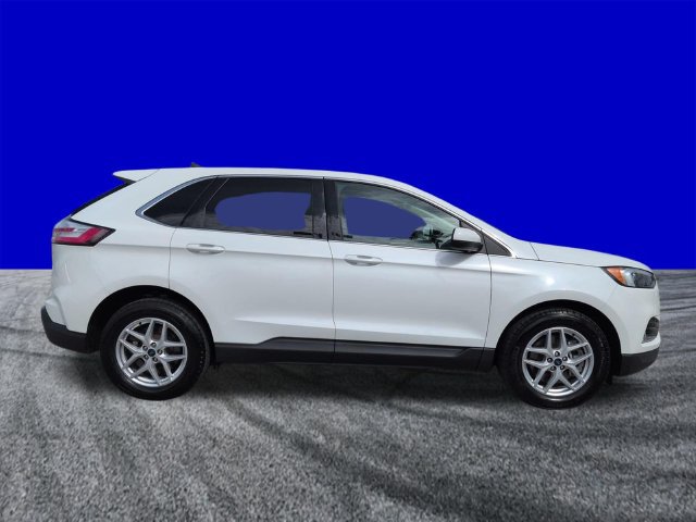 Certified 2022 Ford Edge SEL w/ Convenience Package AWD/4WD image 3