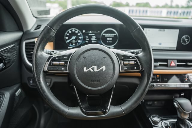 Used 2024 Kia Seltos SX AWD/4WD image 35