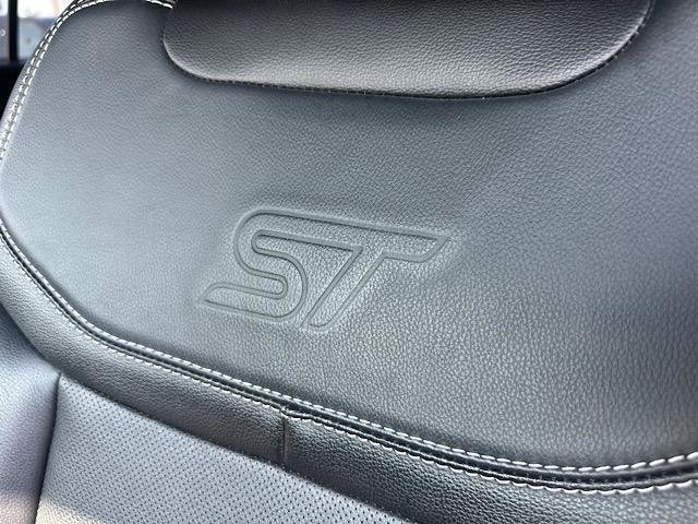 Certified 2022 Ford Explorer ST w/ Equipment Group 401A image 27