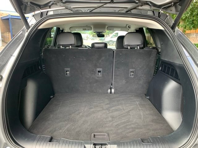 Certified 2025 Ford Escape Platinum AWD/4WD image 6
