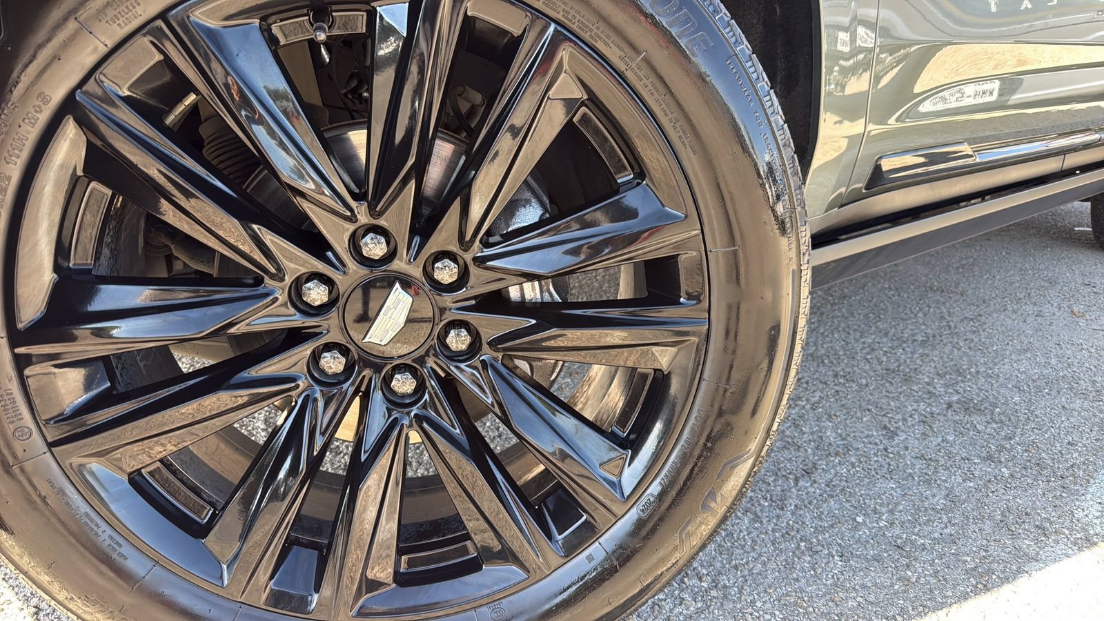 Used 2024 Cadillac Escalade Sport Platinum AWD/4WD image 29