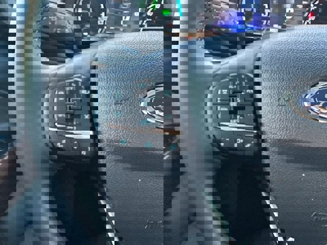 Certified 2024 Ford Maverick Lariat image 28