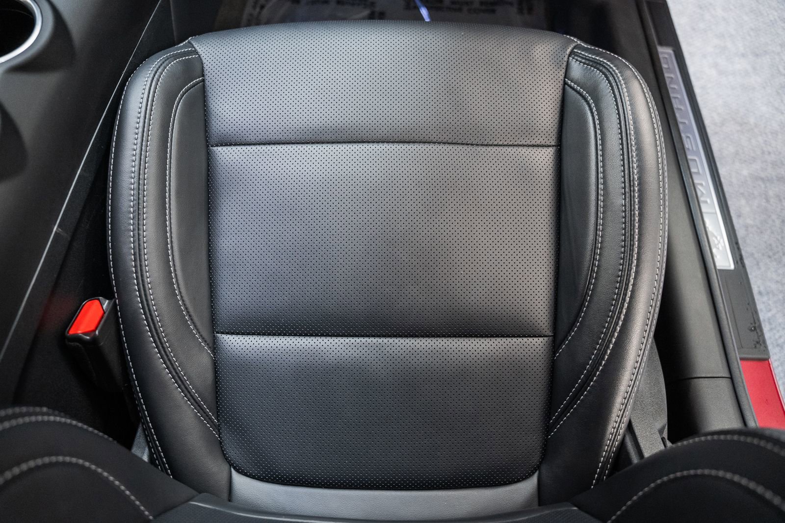 Certified 2025 Ford Mustang Premium w/ Wheel & Stripe Package image 34