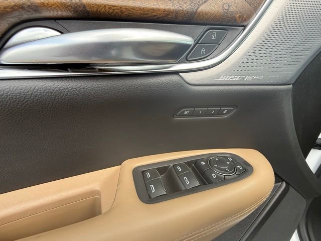 Used 2022 Cadillac XT5 Premium Luxury w/ Platinum Package FWD image 13