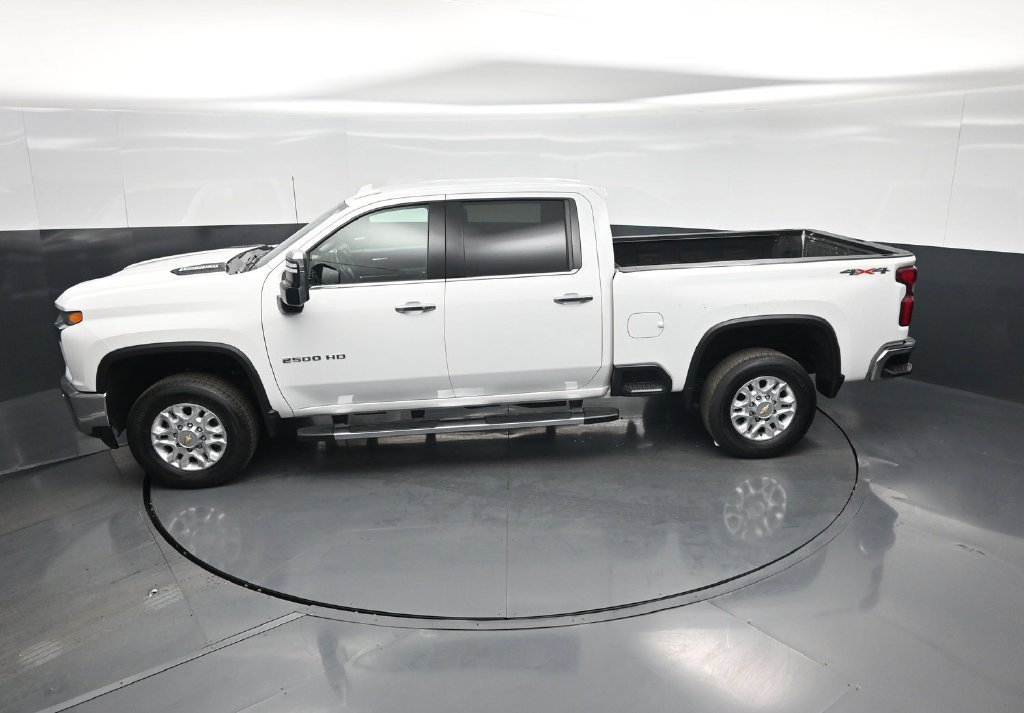 Used 2022 Chevrolet Silverado 2500 LTZ w/ Safety Package AWD/4WD image 45