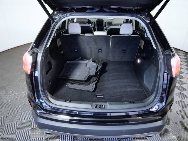 Certified 2023 Ford Edge Titanium AWD/4WD image 9