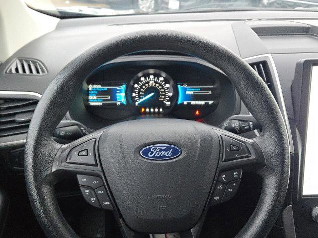 Certified 2022 Ford Edge SE w/ Black Appearance Package image 27