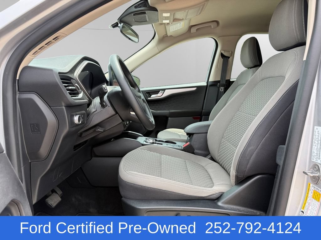 Certified 2020 Ford Escape SE FWD image 9