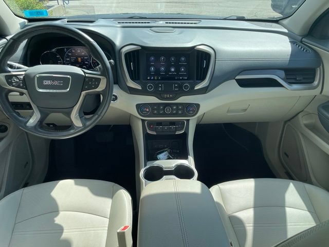 Used 2022 GMC Terrain Denali w/ Denali Premium Package AWD/4WD image 11