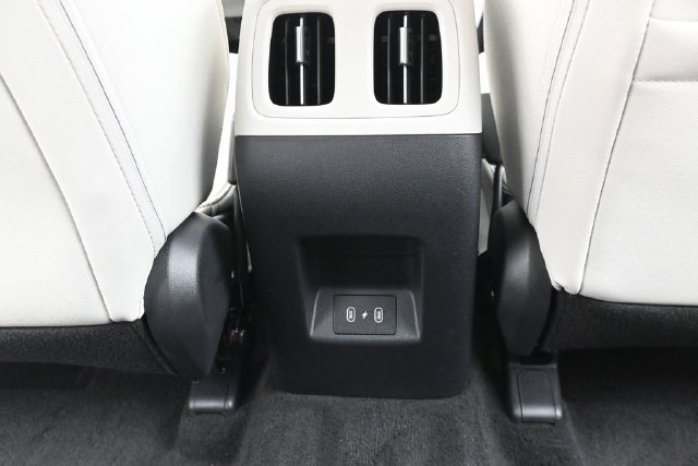 Used 2026 Hyundai Tucson SEL FWD image 32
