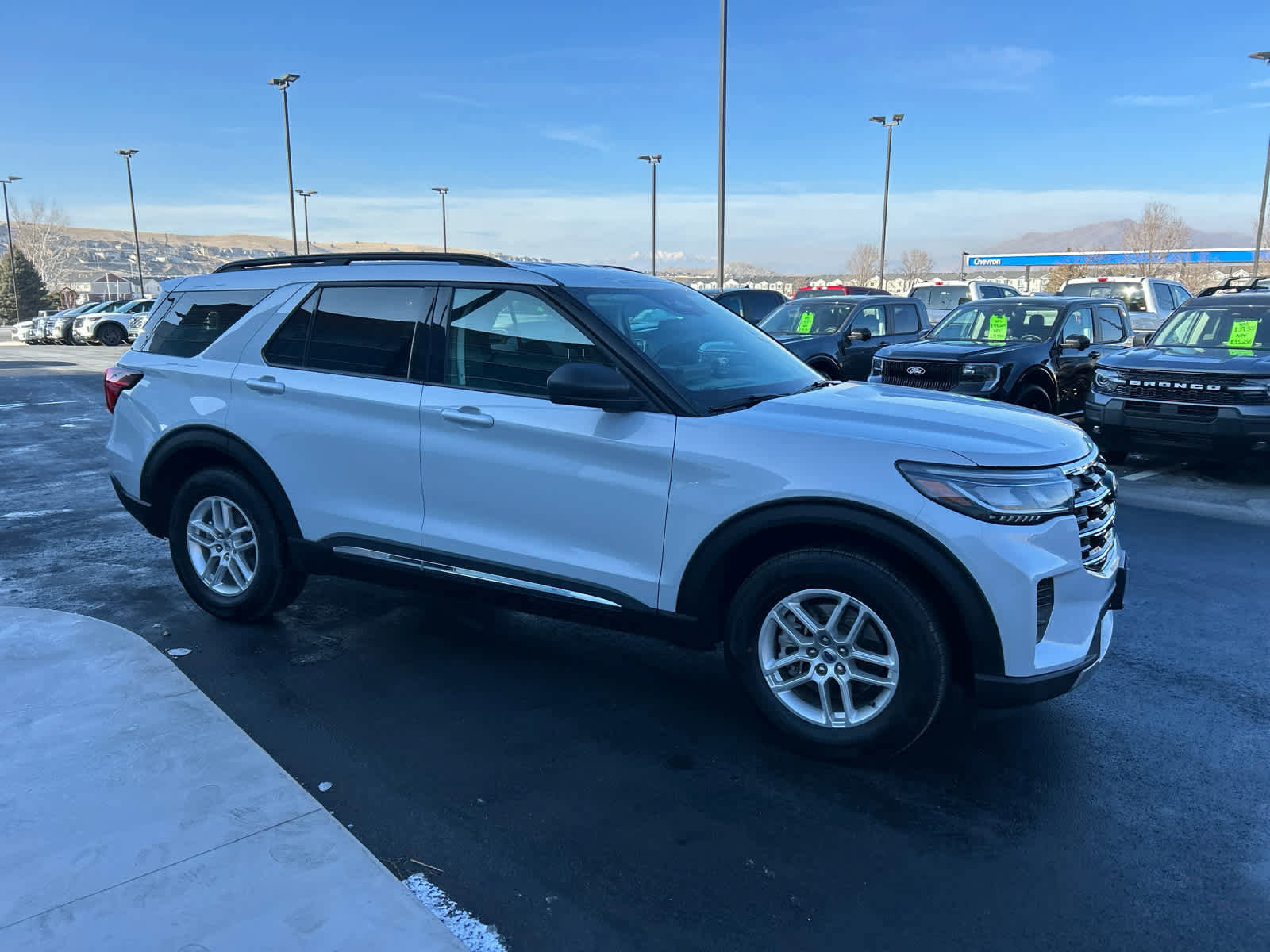 Certified 2025 Ford Explorer Active image 11