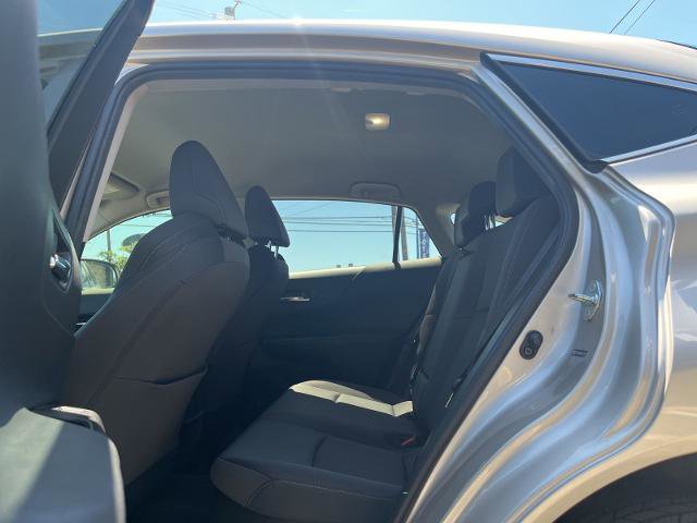 Used 2021 Toyota Venza LE AWD/4WD image 8