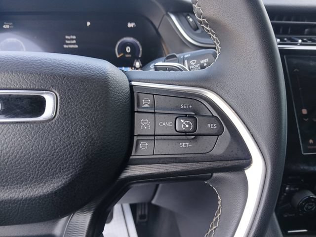 Used 2024 Jeep Grand Cherokee Laredo RWD image 19