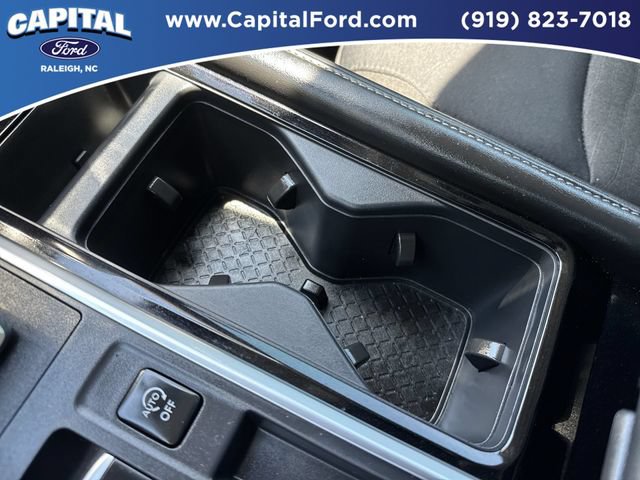 Used 2025 Nissan Pathfinder SV FWD image 31