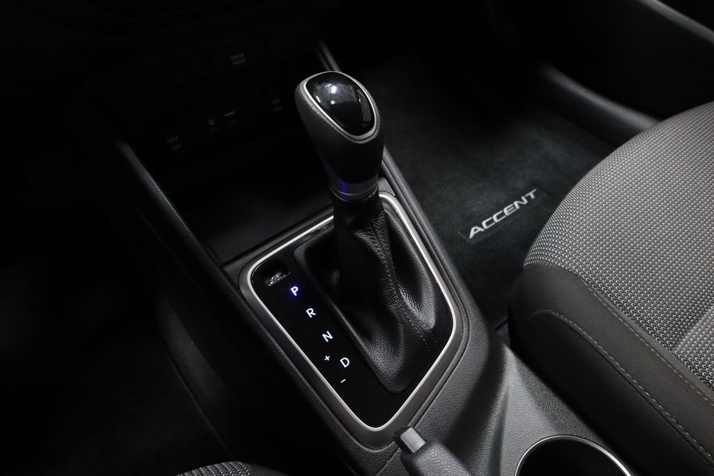 Used 2020 Hyundai Accent SEL image 33