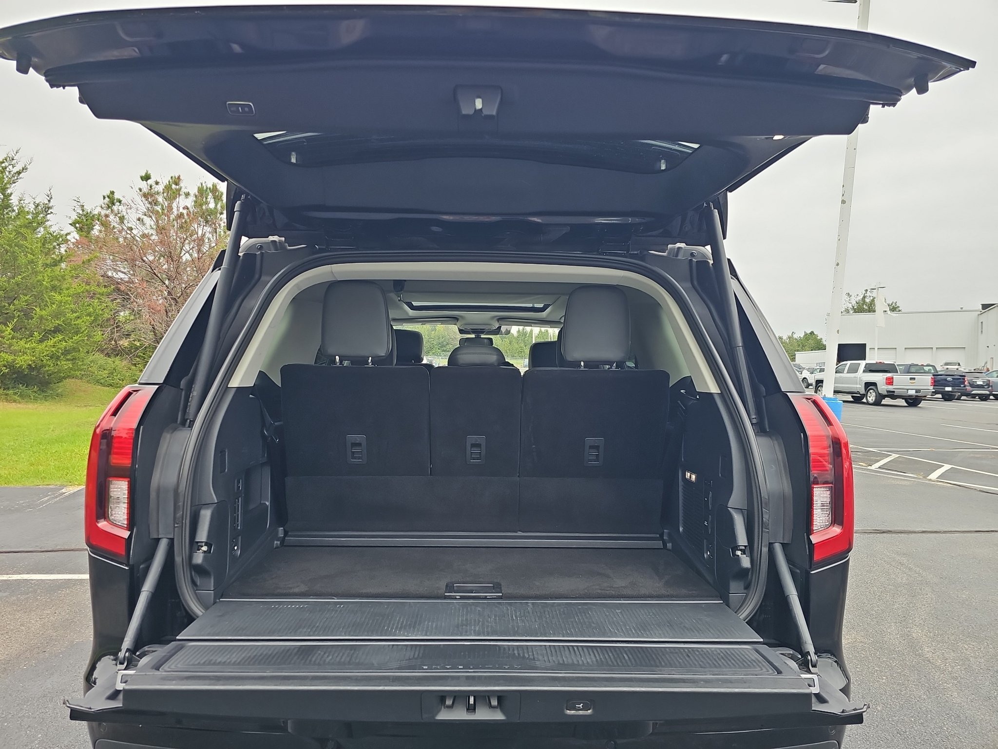 Certified 2025 Ford Expedition Active RWD image 21