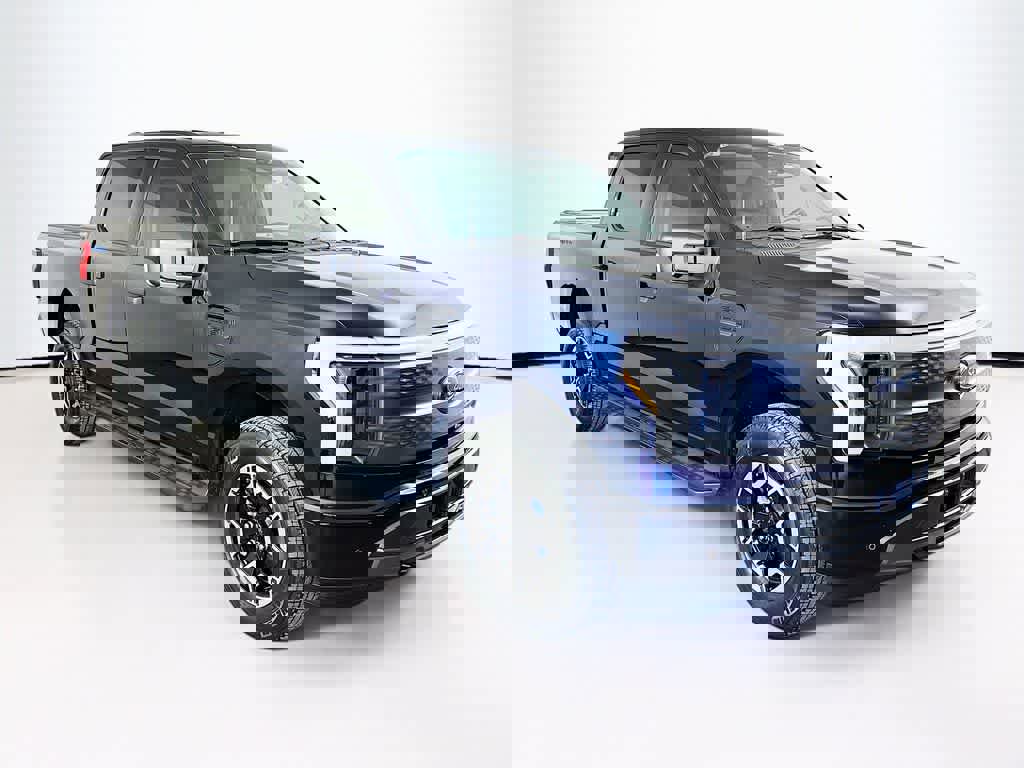 Certified 2023 Ford F150 Lightning XLT image 24