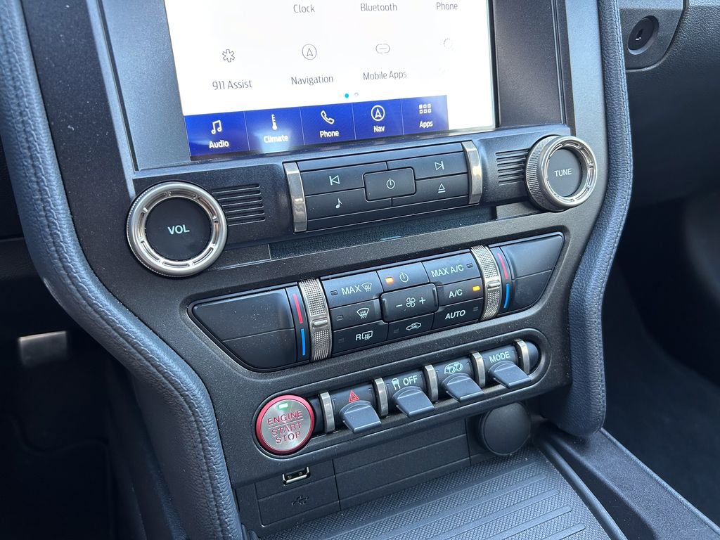 Certified 2021 Ford Mustang Shelby GT500 w/ Technology Package image 36