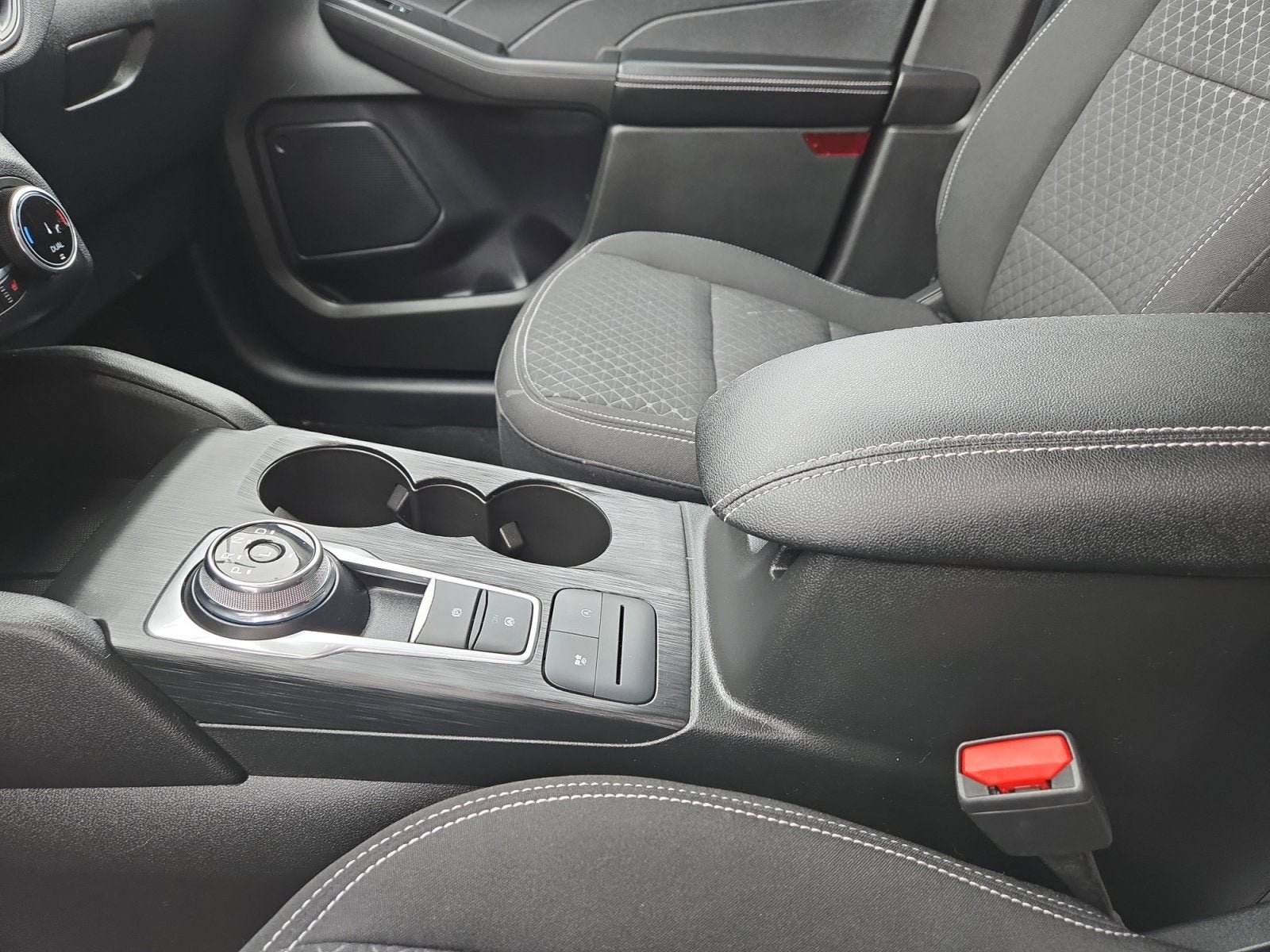 Certified 2023 Ford Escape Active AWD/4WD image 22
