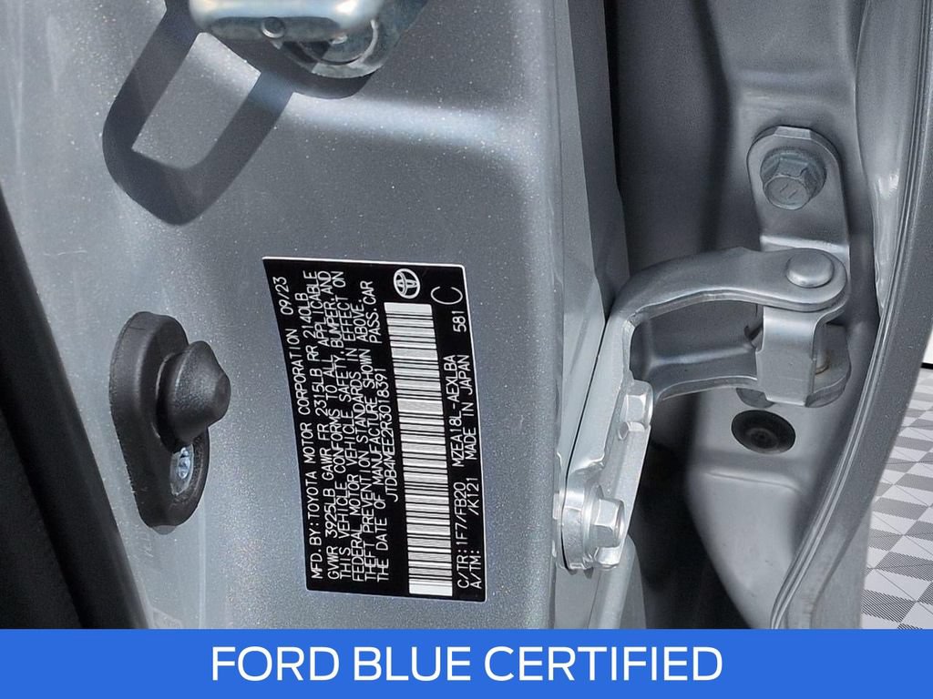 Used 2024 Toyota Corolla LE FWD image 33