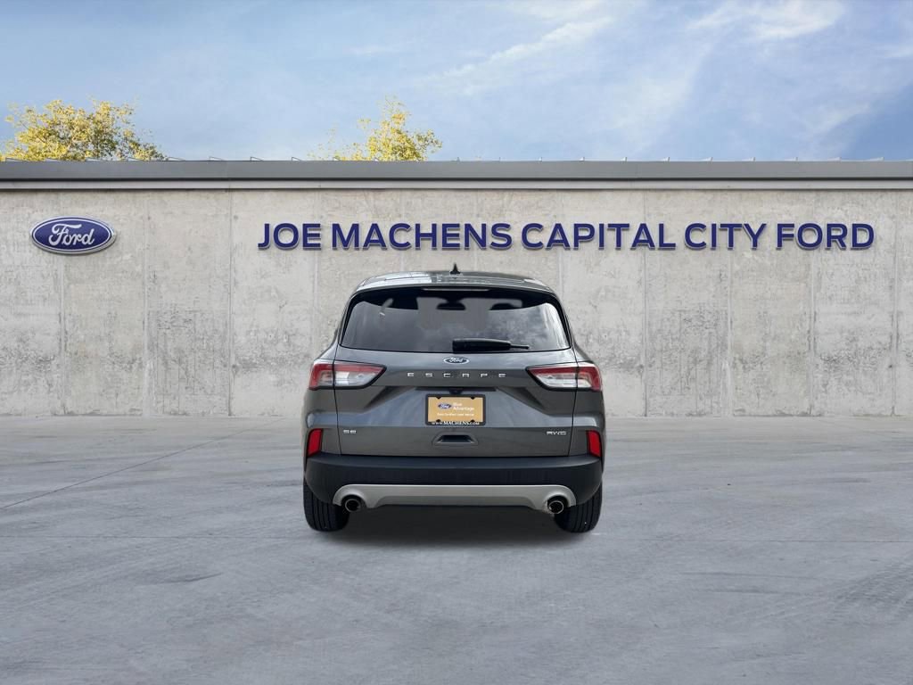Certified 2022 Ford Escape SE AWD/4WD image 9