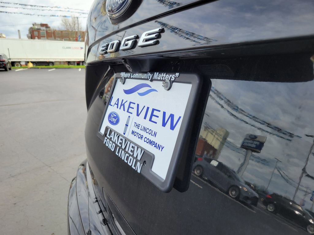 Certified 2022 Ford Edge ST w/ Equipment Group 401A AWD/4WD image 28