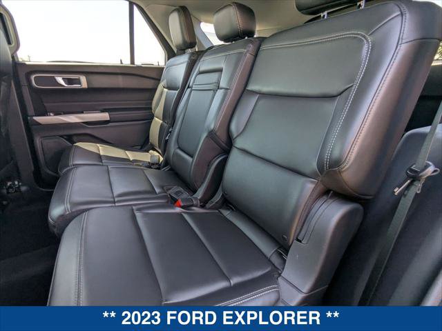 Certified 2023 Ford Explorer XLT w/ Equipment Group 202A RWD image 21