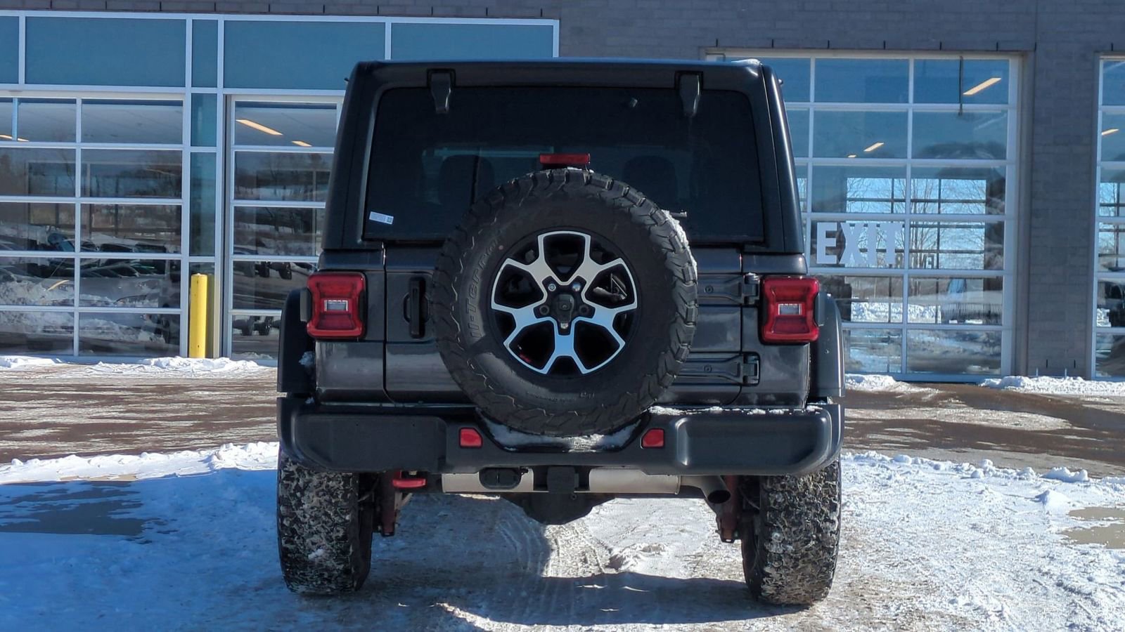 Used 2022 Jeep Wrangler Unlimited Rubicon w/ Dual Top Group image 5