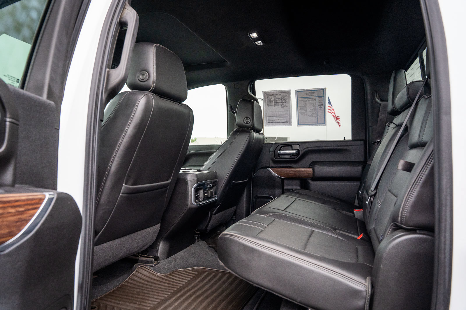 Used 2021 Chevrolet Silverado 3500 High Country AWD/4WD image 17