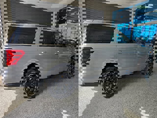 Certified 2023 Ford Expedition Max Limited image 4