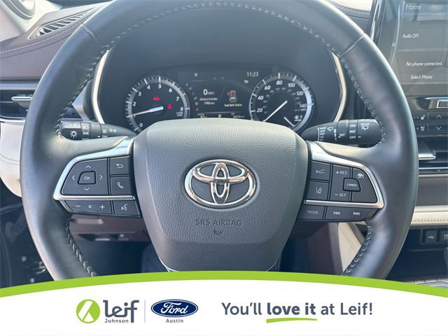 Used 2021 Toyota Highlander Limited image 16