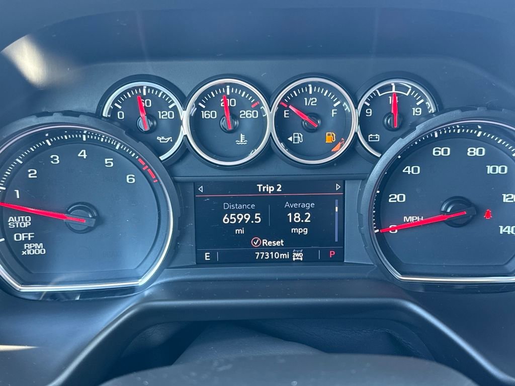 Used 2022 Chevrolet Suburban LS w/ Driver Alert Package image 21