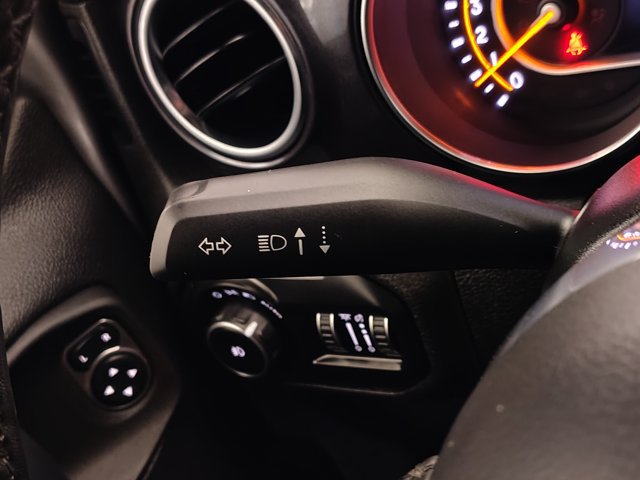 Used 2021 Jeep Wrangler Unlimited Sahara AWD/4WD image 37