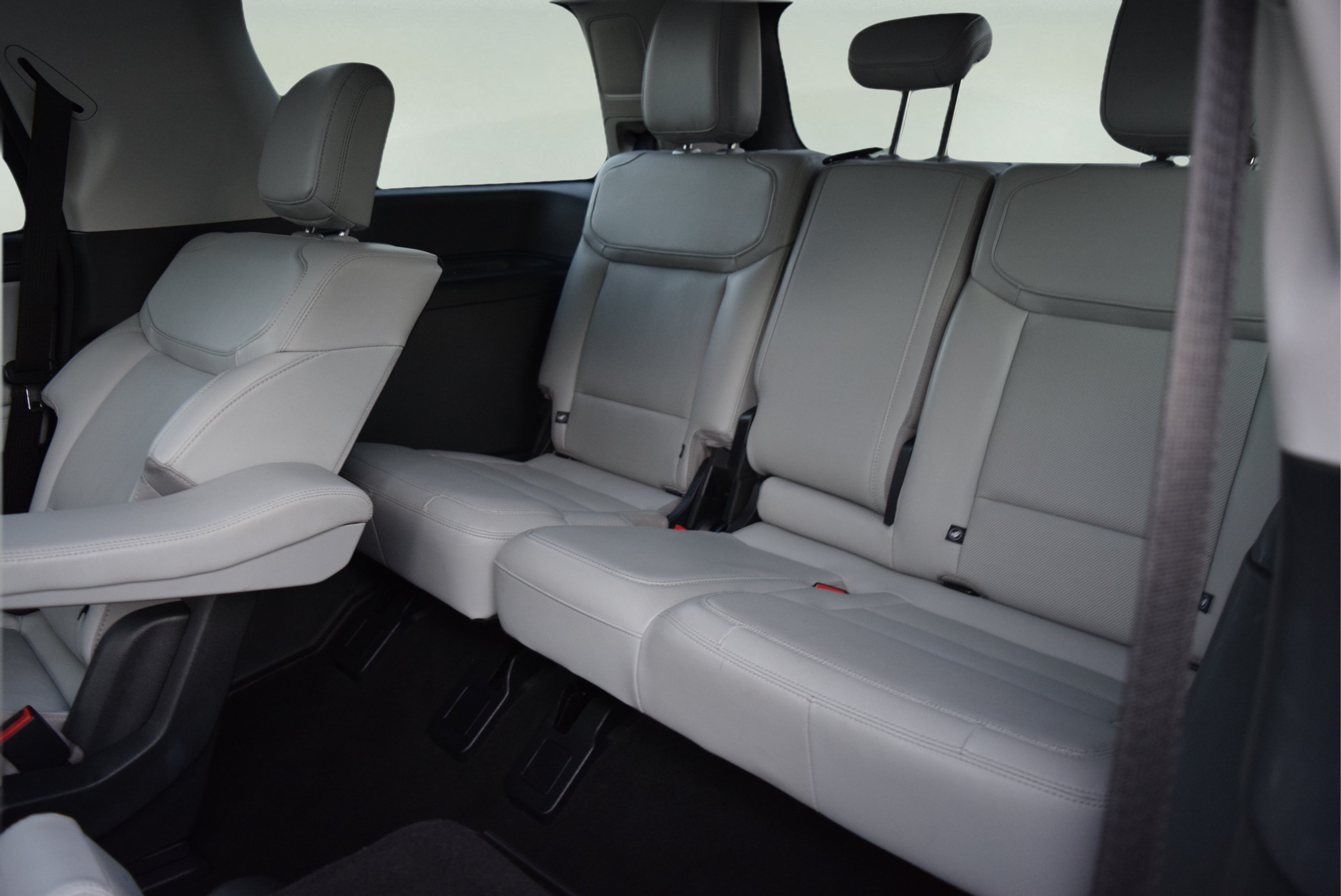 Certified 2025 Ford Expedition Platinum AWD/4WD image 10