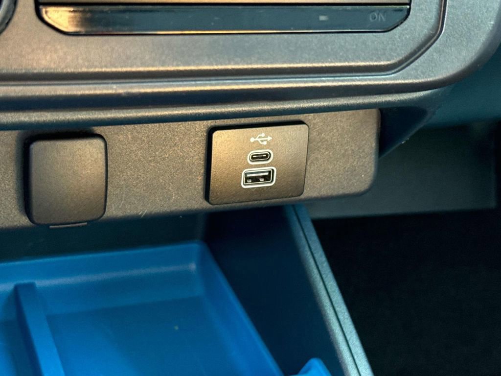 Certified 2025 Ford Maverick XLT w/ Equipment Group 302A image 27