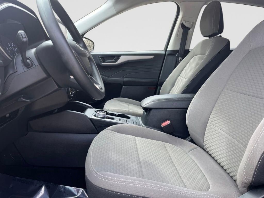 Certified 2022 Ford Escape SE AWD/4WD image 19