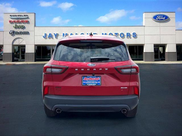 Certified 2025 Ford Escape ST-Line Select AWD/4WD image 3