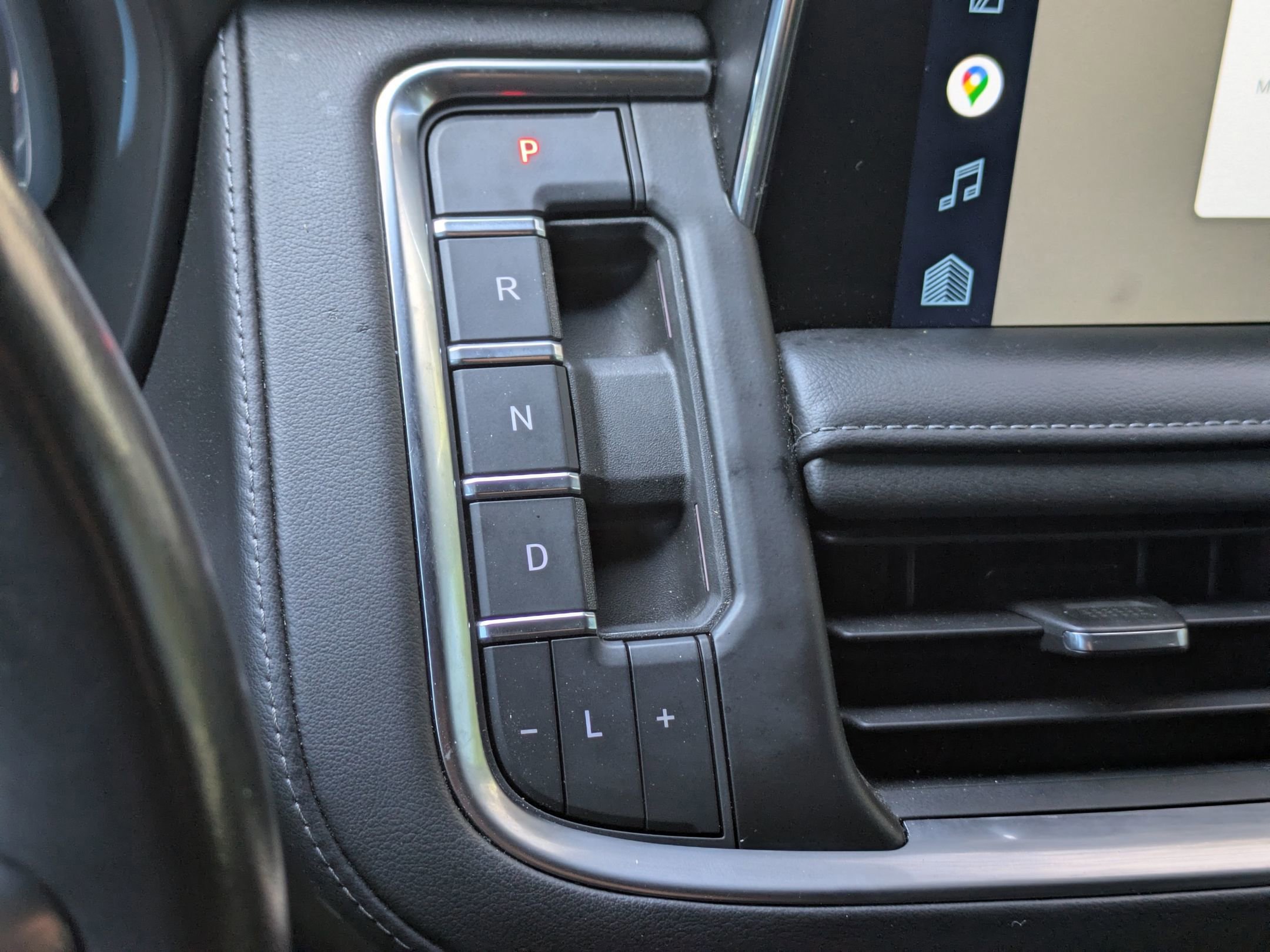 Used 2022 Chevrolet Tahoe Z71 w/ Z71 Off-Road Package image 25