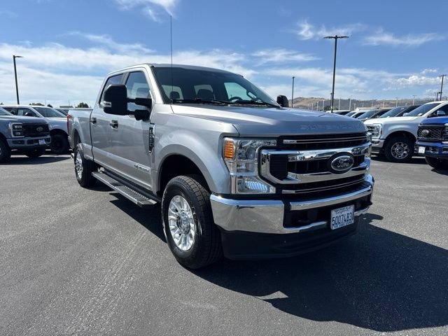 Certified 2020 Ford F250 XL w/ STX Appearance Package AWD/4WD image 4