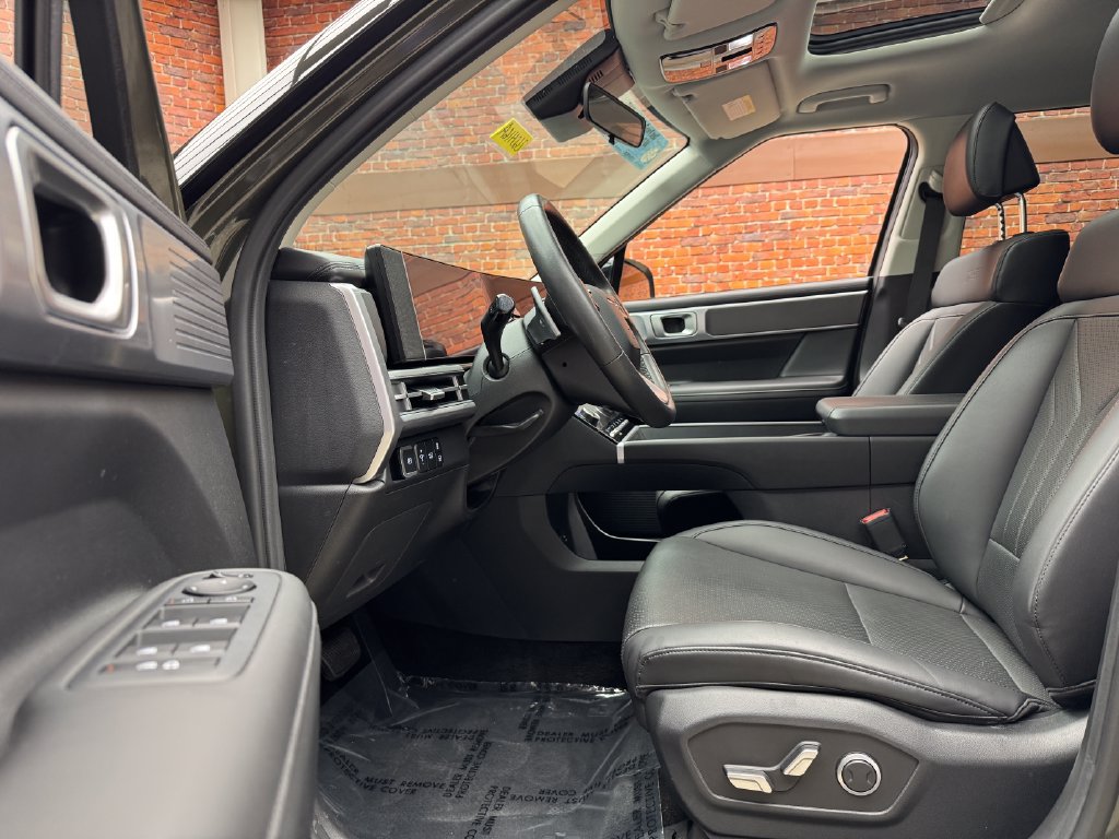 Used 2025 Hyundai Santa Fe XRT AWD/4WD image 23