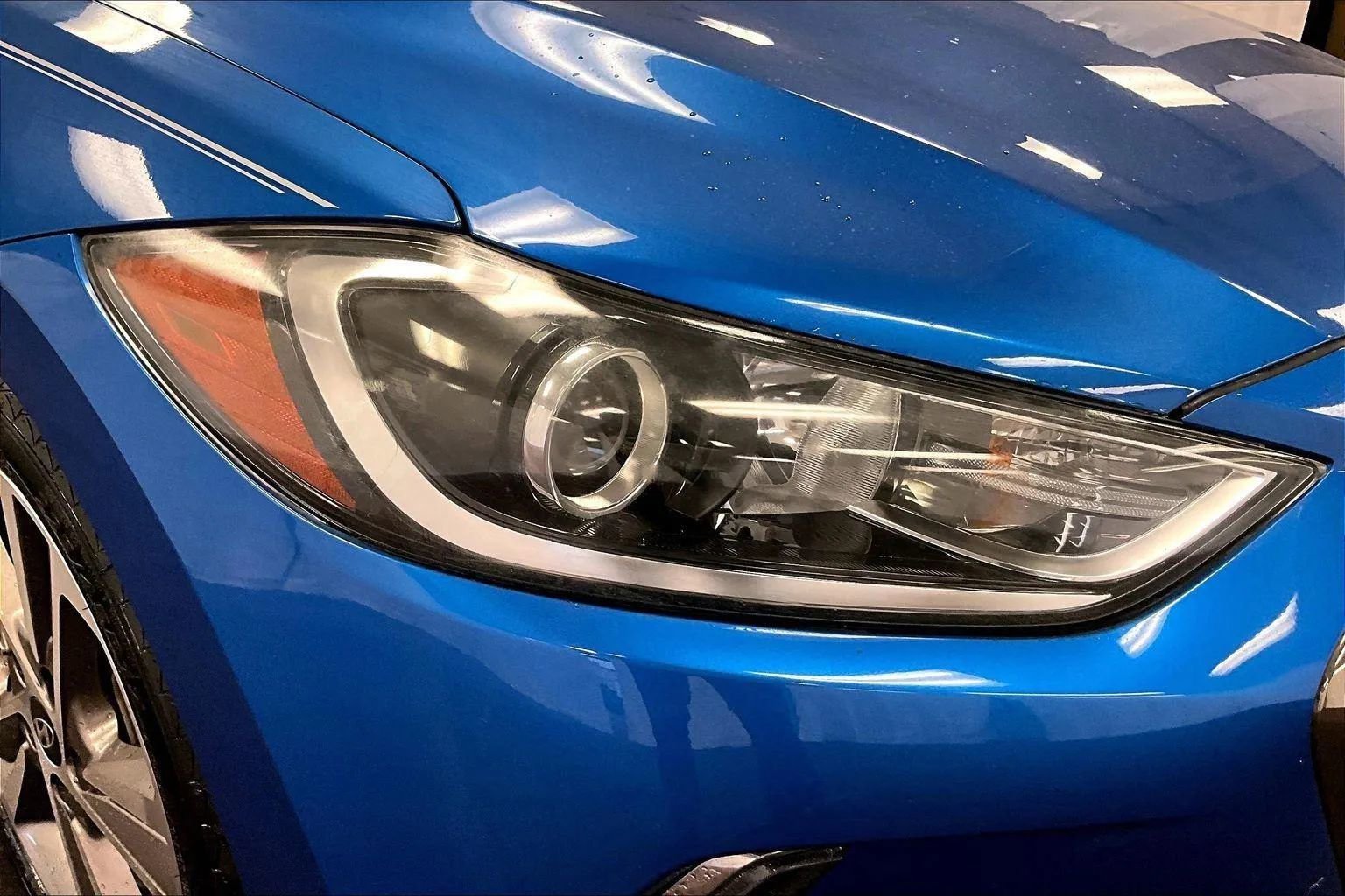 Used 2017 Hyundai Elantra Limited w/ Limited Tech Package 04 image 27