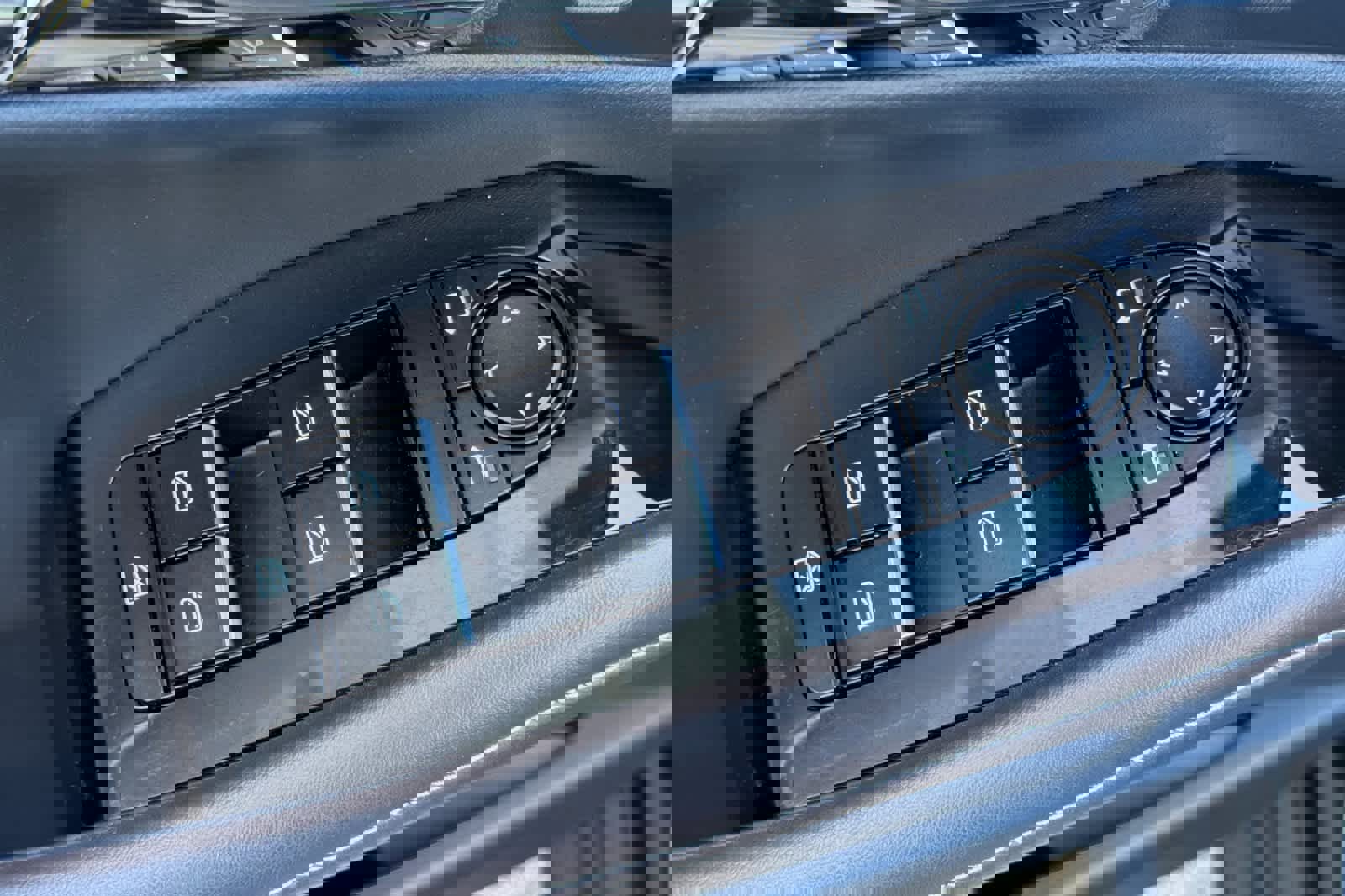 Used 2022 MAZDA CX-30 AWD 2.5 S w/ Premium Package image 13