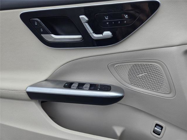 Used 2025 Mercedes-Benz C 300 Sedan image 21