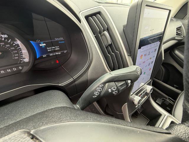 Certified 2024 Ford Edge SEL image 37